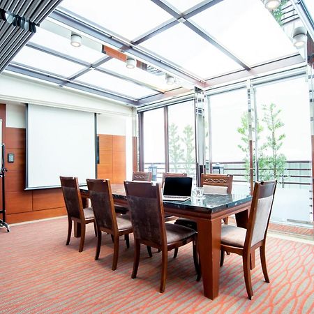 Hotel Dion Taichung Luaran gambar