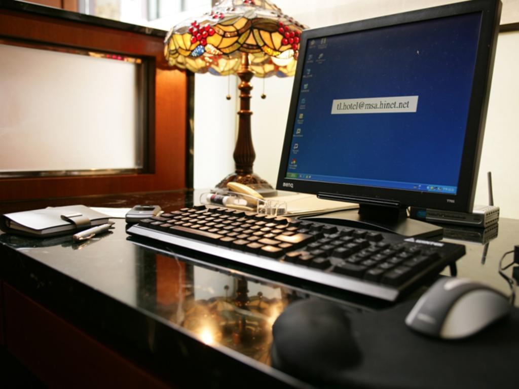 Hotel Dion Taichung Luaran gambar