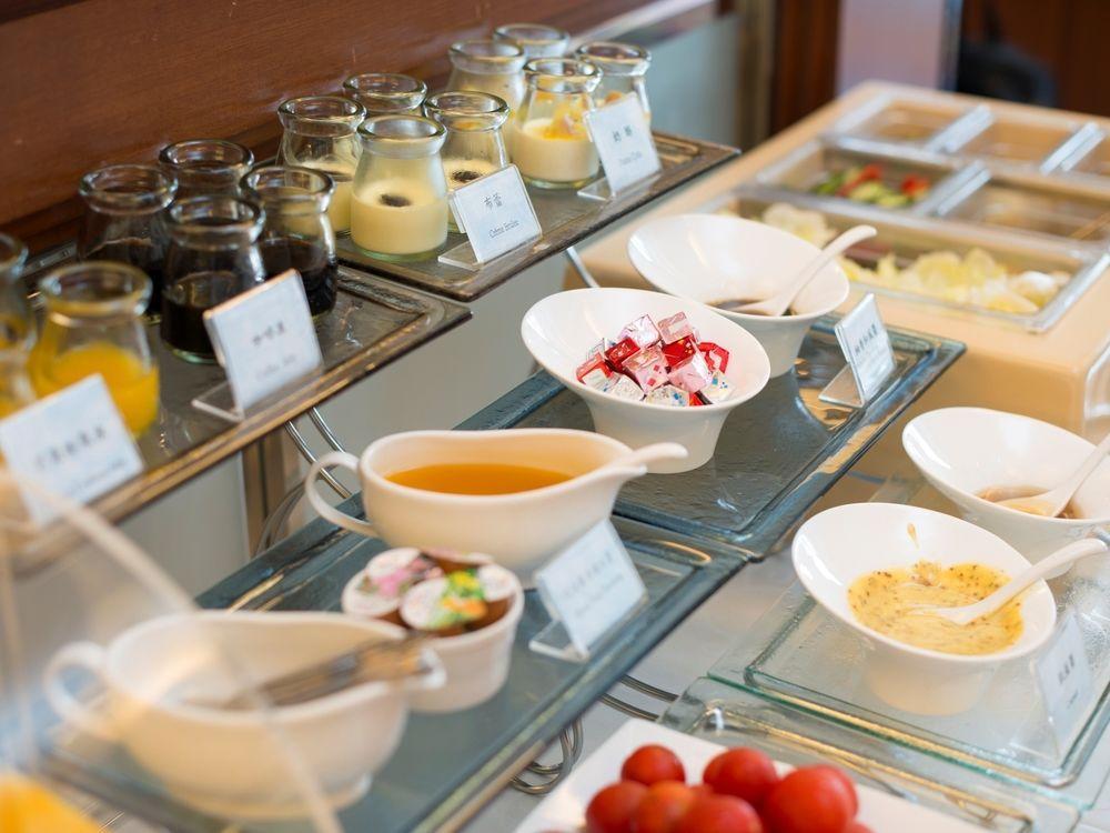 Hotel Dion Taichung Luaran gambar