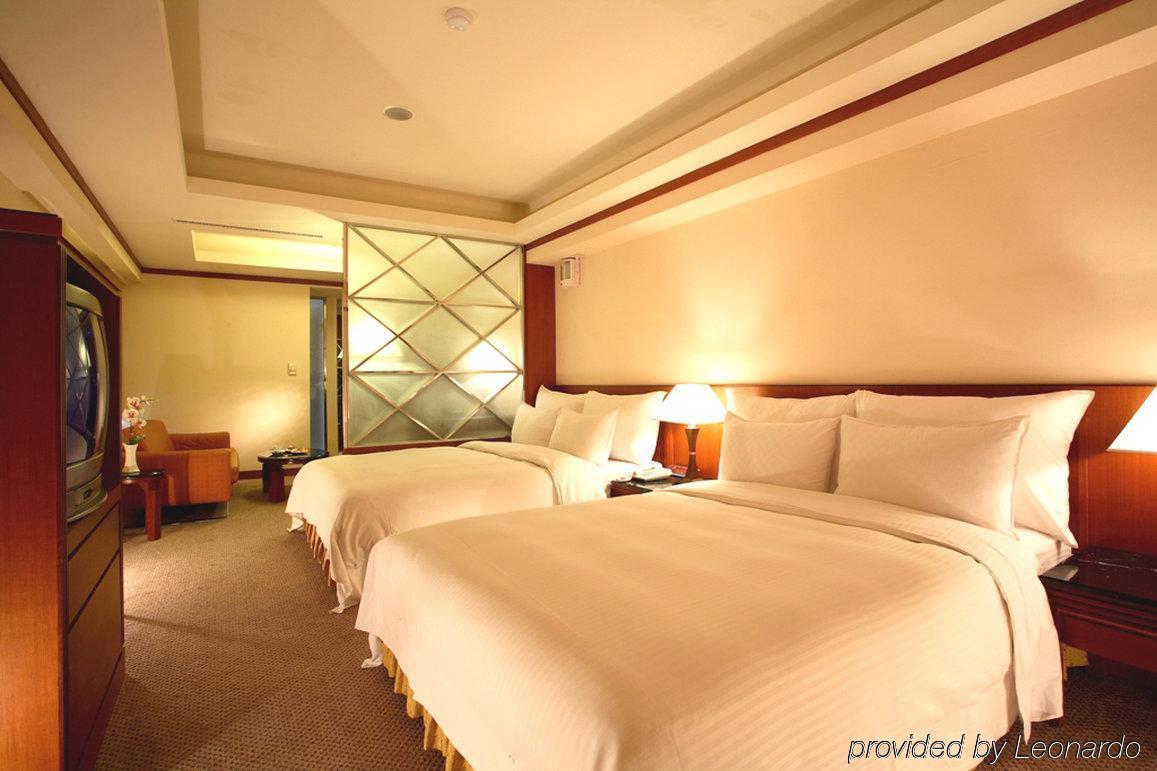 Hotel Dion Taichung Luaran gambar