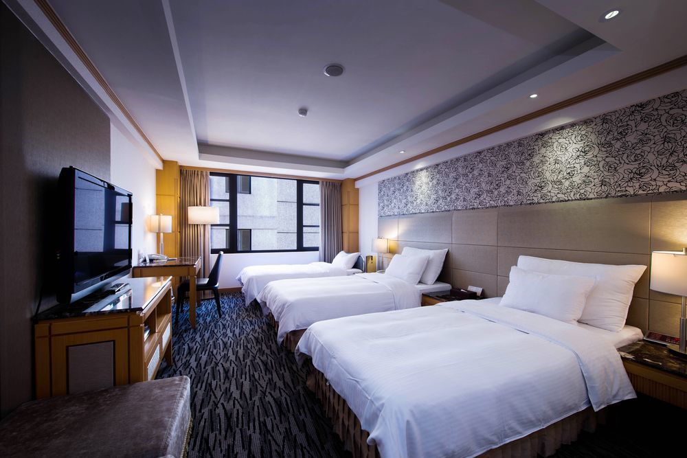 Hotel Dion Taichung Luaran gambar